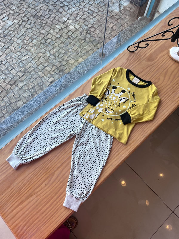 CONJUNTO PIJAMA MANGA LONGA GIRAFA ASTRONAUTA E CALÇA ANIMAL PRINT MENINA ANGERÔ