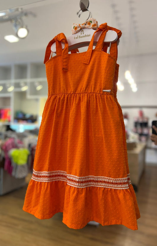 VESTIDO MIDI COM ALÇA DE AMARRAÇÃO PASSION POÁ E RENDAS MENINA NINA GO