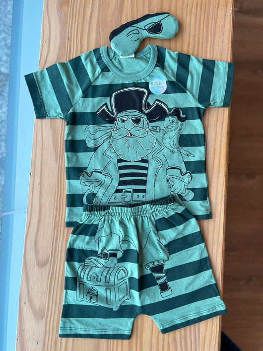 CONJUNTO PIJAMA CAMISETA MANGA CURTA PIRATA E BERMUDA E MASCARA MENINO ANGERÔ