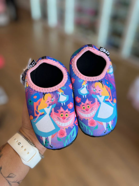 SAPATILHA NEOPRENE ANTIDERRAPANTE ALICE FLOWERS MENINA CREP