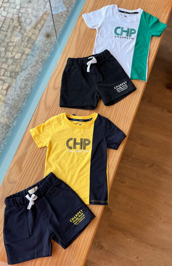 CONJUNTO CAMISETA MANGA CURTA GOLA REDONDA E BERMUDA MOLETOM AUTHENTIC MENINO CHARPEY