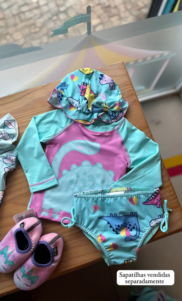 CONJUNTO BLUSA MANGA LONGA COM CALCINHA E CHAPÉU DINOSSAUROS UV50+ MENINA TIP TOP - BIQUINI PRAIA - CHAPEU PRAIA MENINA - CONJUNTO PRAIA MENINA