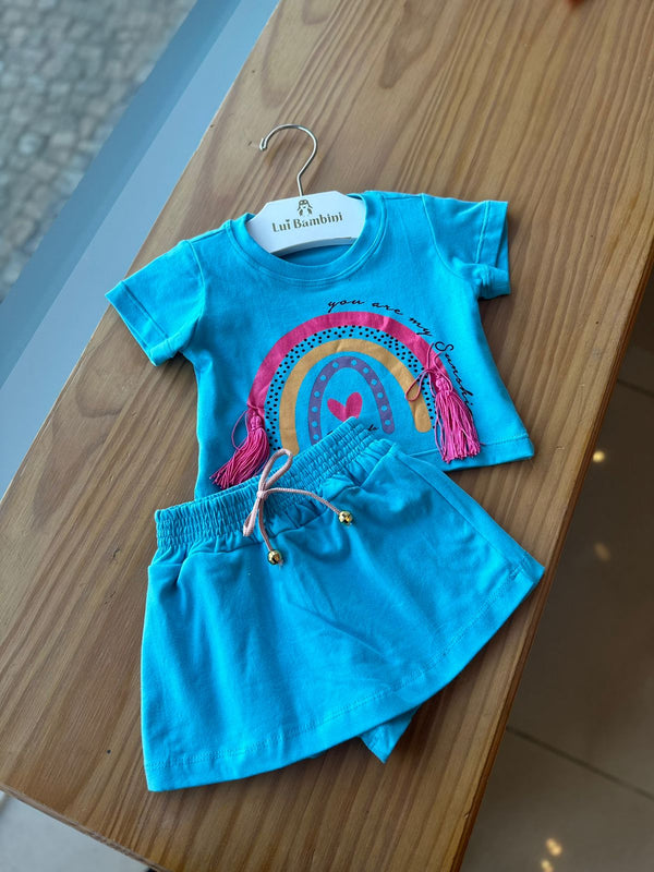 CONJUNTO BLUSA MANGA CURTA ARCO IRIS AZUL E SHORT SAIA MENINA LUI BAMBINI - CONJUNTO INFANTIL FEMININO - CONJUNTO MENINA - MENINA