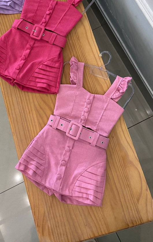 CONJUNTO BLUSA ALÇA BABADOS E SHORT SAIA PLISSADO CINTO EM LINHO MENINA LUI BAMBINI - CONJUNTO INFANTIL FEMININO - CONJUNTO MENINA - MENINA