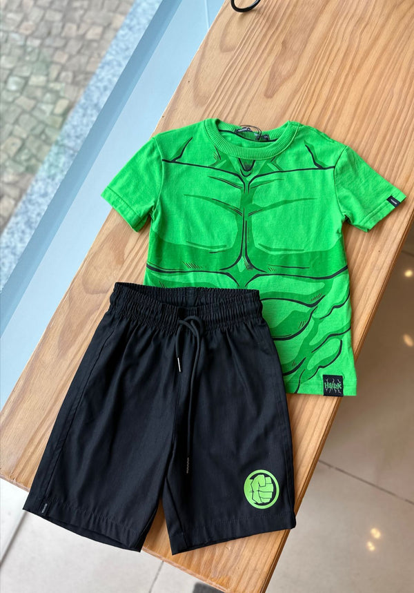 CONJUNTO CAMISETA MANGA CURTA E BERMUDA HULK MENINO YOUCCIE