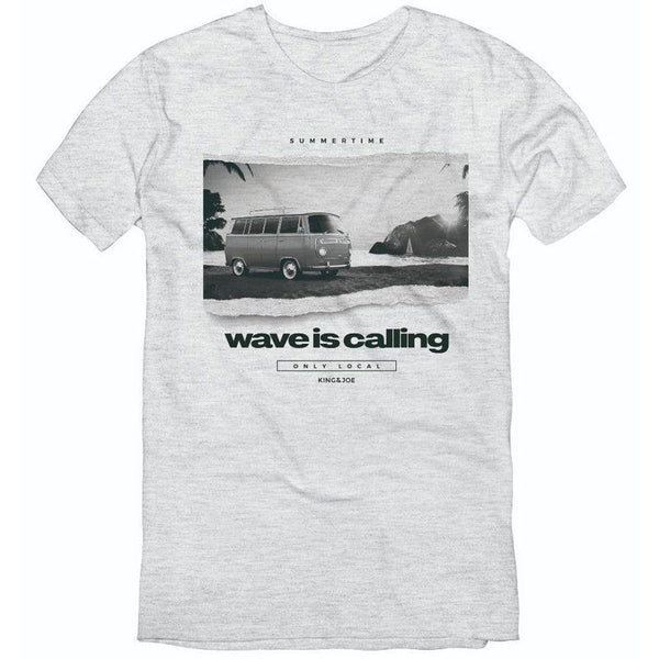 CAMISETA MC KOMBI WAVE IS CALLING MENINO KING&JOE