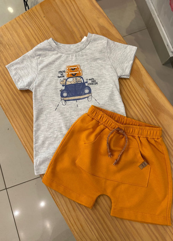 CONJUNTO BLUSA MANGA CURTA COM BERMUDA BOLSO FÉRIAS EM FAMILIA MENINO NINI E BAMBINI